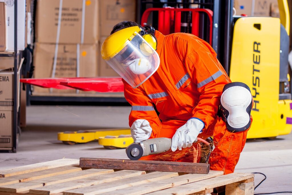 Sicurezza sui luoghi di lavoro: perché formarsi con l’e-learning Sicurezza sui luoghi di lavoro: perché formarsi con l’e-learning