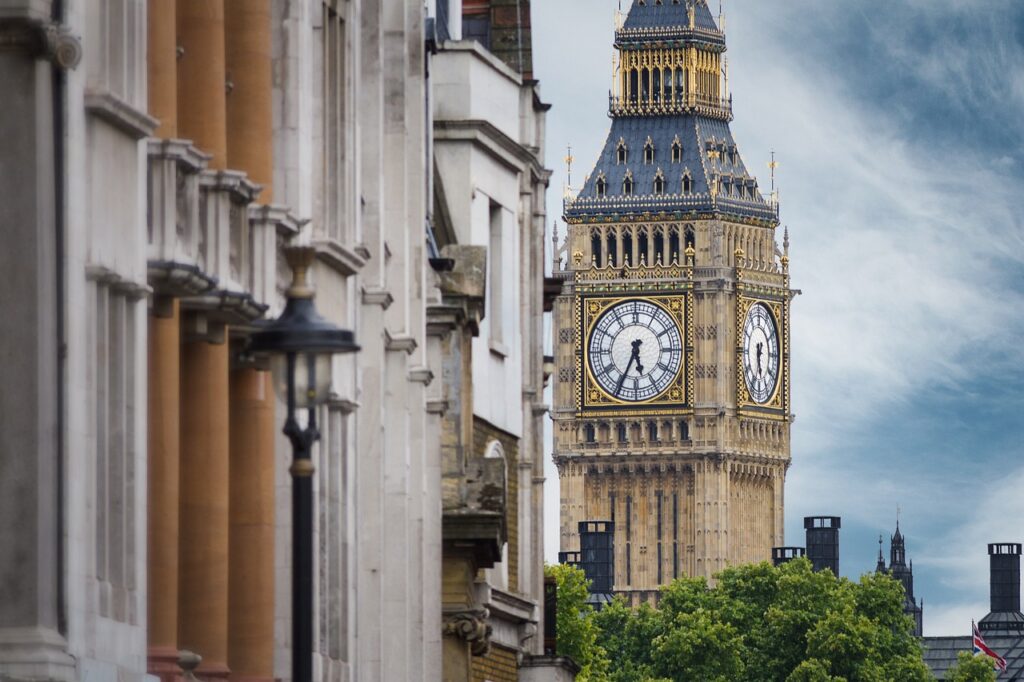 Come aprire un’azienda in UK: guida per imprenditori italiani Come aprire un’azienda in UK: guida per imprenditori italiani
