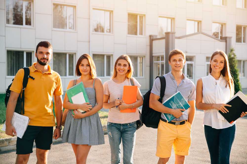 Lavori Estivi per Studenti: Idee, Consigli, Lista lavori-estivi-per-studenti