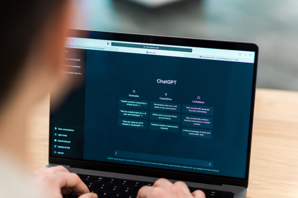 Prompt Engineer: Cosa fa, Requisiti, Stipendio prompt-engineer
