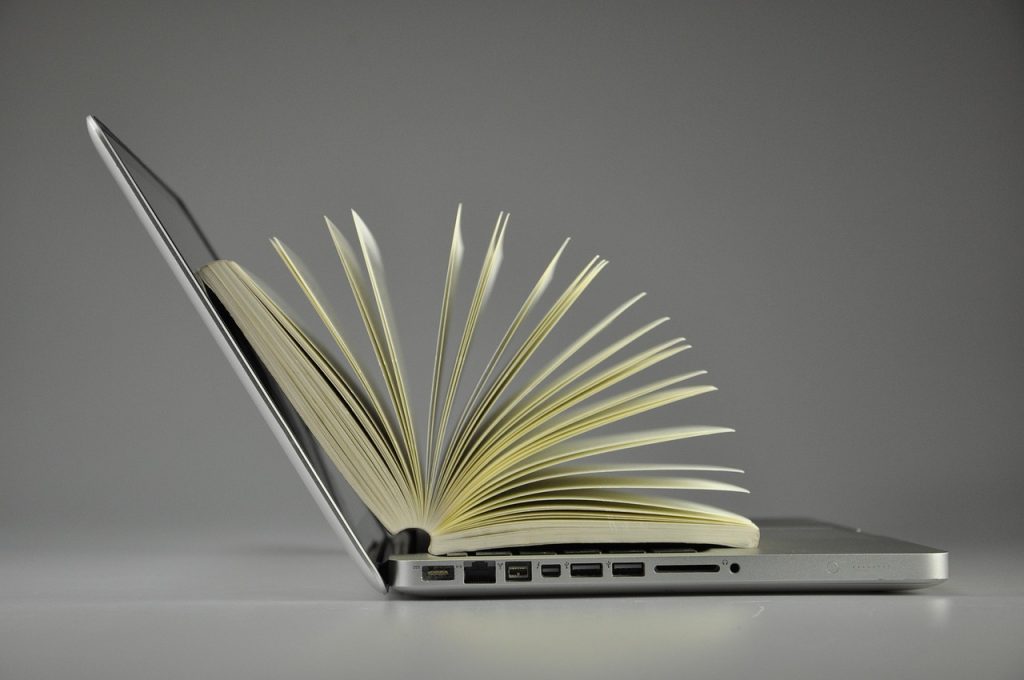 5 consigli per conciliare studio e lavoro, e diplomarsi online con successo 5 consigli per conciliare studio e lavoro, e diplomarsi online con successo